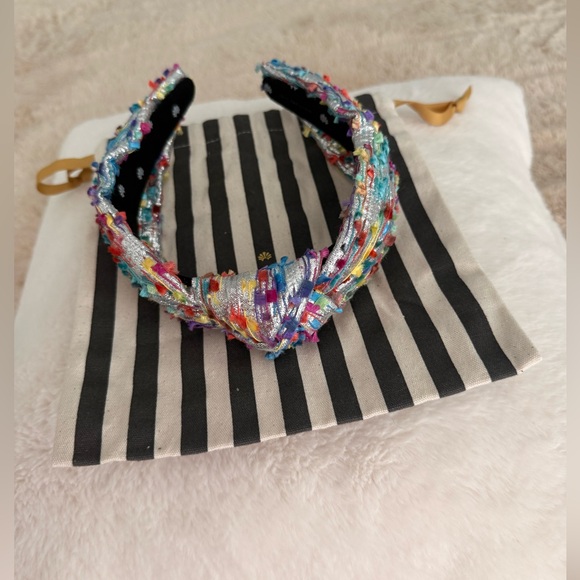 Lele Sadoughi Silver Metallic Confetti Knotted Women’s Headband - Picture 4 of 14